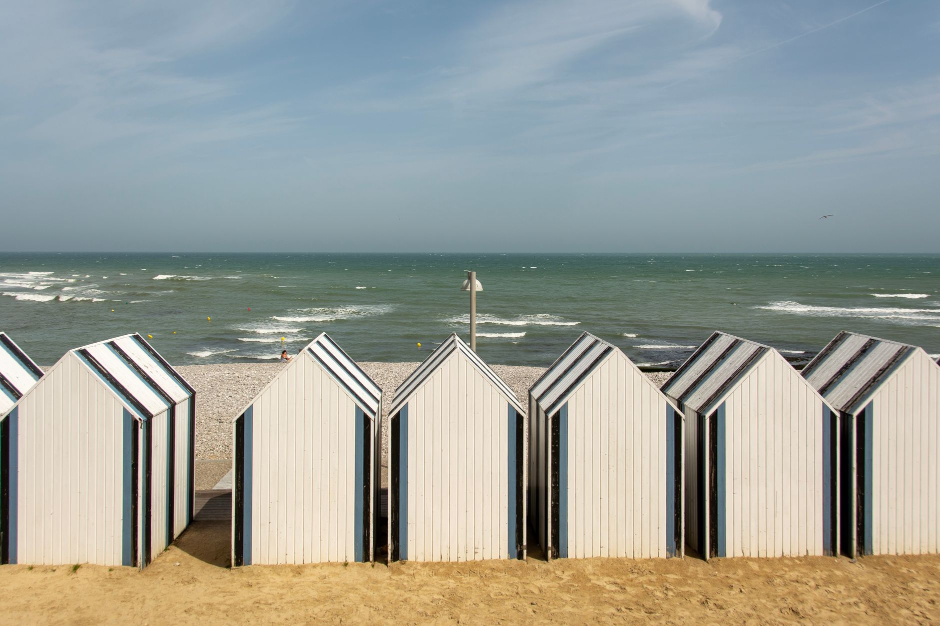 Vacances en famille en bord de mer en Normandie : choisir sa côte sans se tromper — vacances en famille plage Normandie