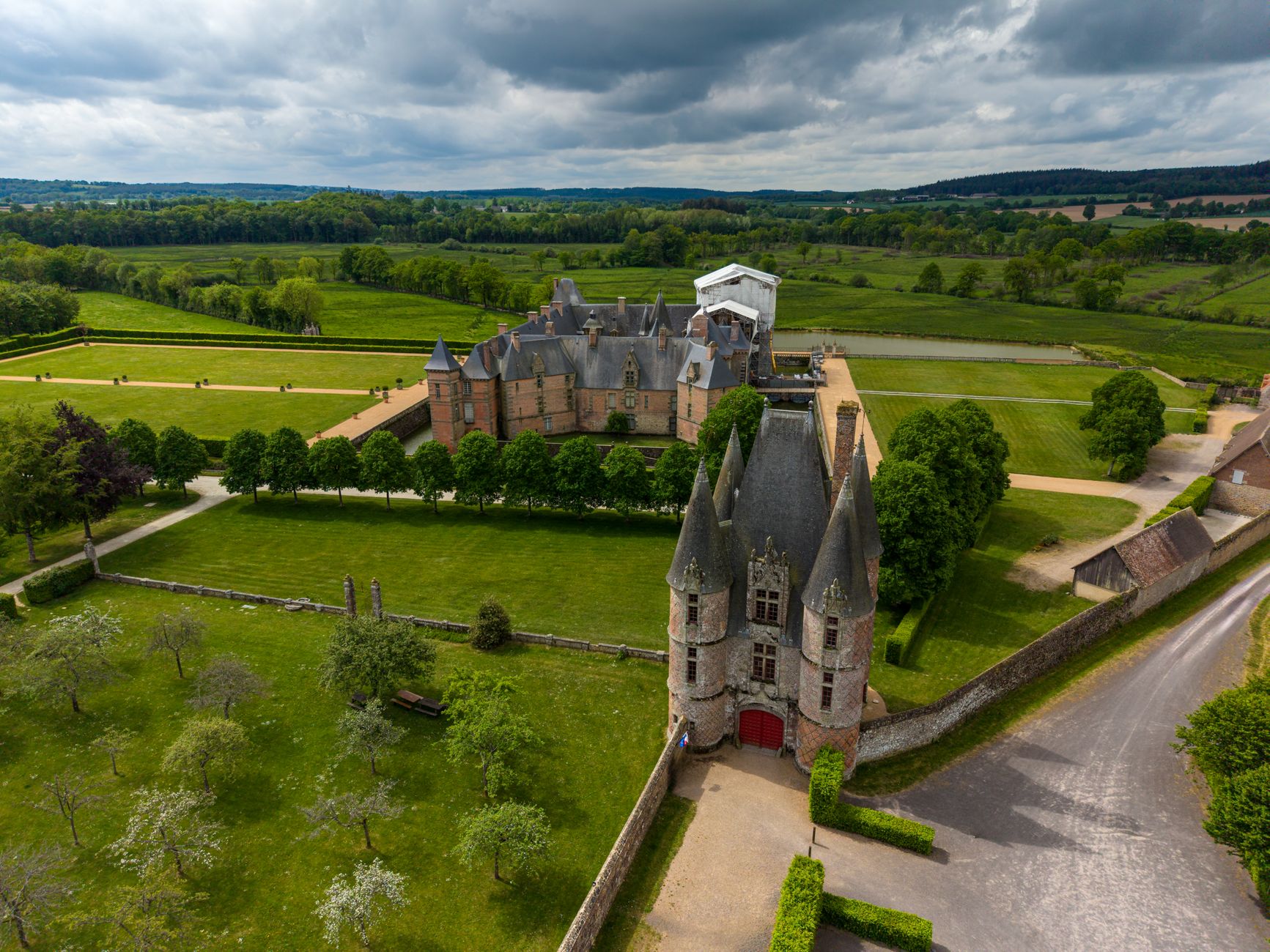 Châteaux en Normandie lesquels visiter — vue paysage château en Normandie