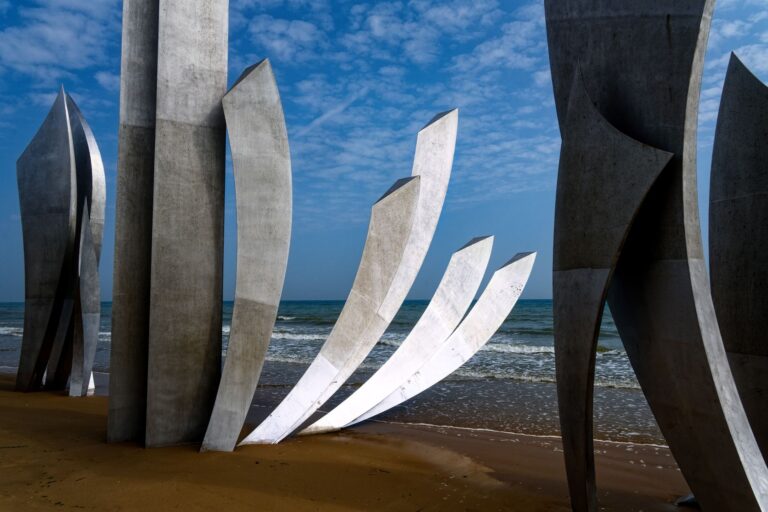 D-Day en Normandie sites du — mémorial plage D-Day Normandie