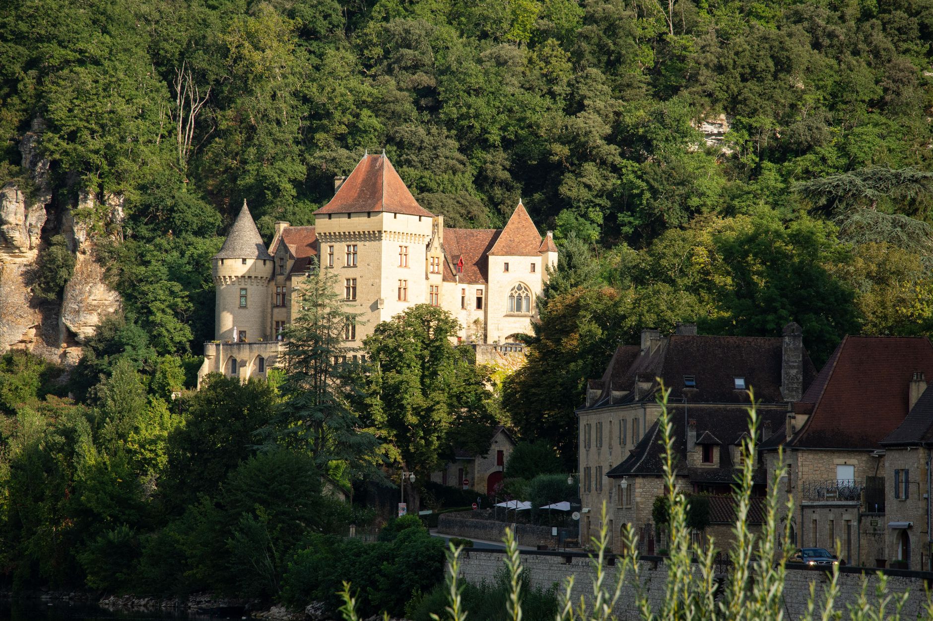 Châteaux de Dordogne et forteresses du Périgord : une visite au cœur de l’histoire — vue paysage château Dordogne