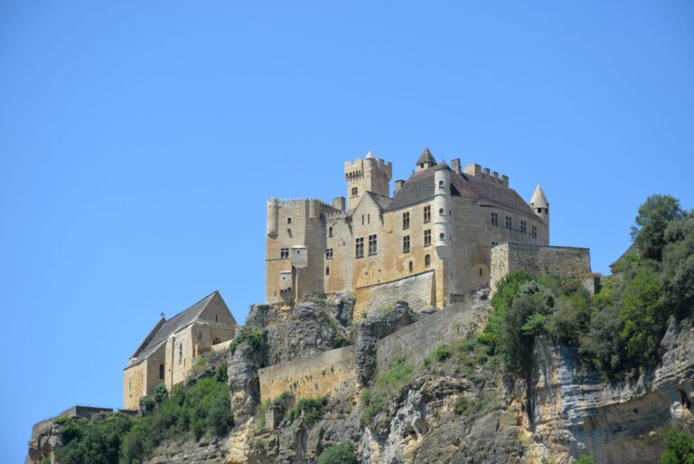 Que visiter en Dordogne 21 — vue paysage château Dordogne