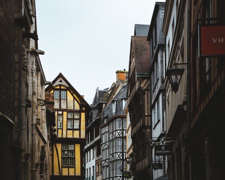 Visiter Rouen en 1, 2 — cathédrale de Rouen architecture historique