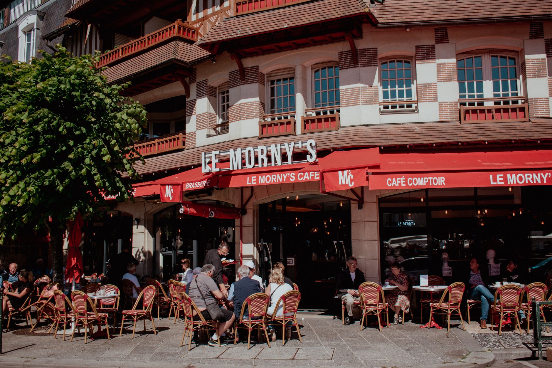 Gastronomie à Mortagne-au-Perche et spécialités du Perche à ne pas manquer — restaurant français traditionnel à Mortagne-au-Perche