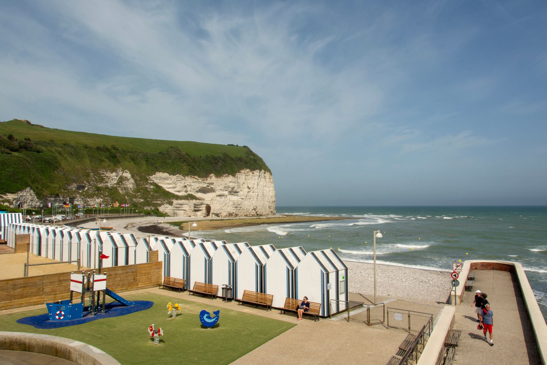 Séjour en Normandie en famille : choisir la bonne zone pour un week-end qui tient la route — vacances en famille Normandie plage falaises