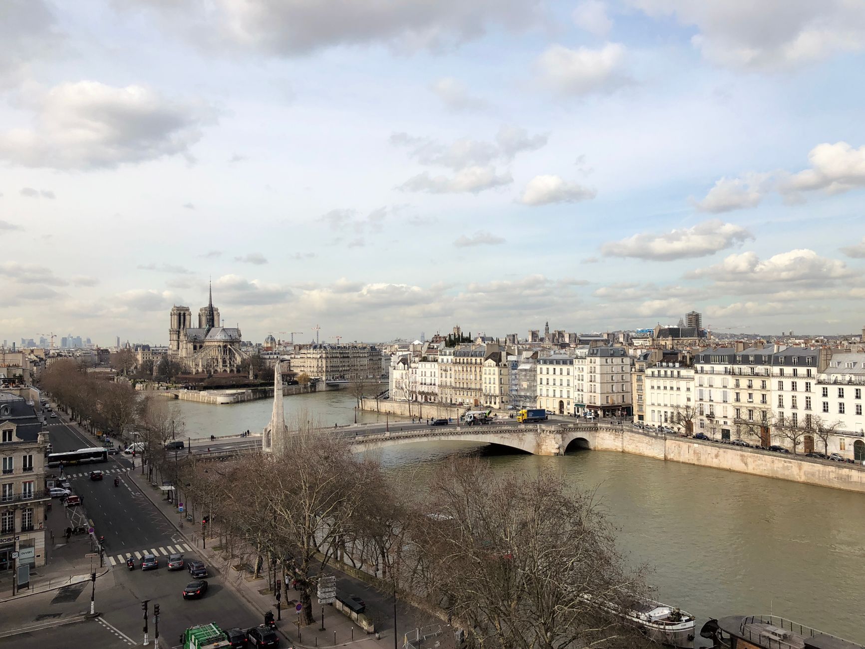 Où loger pour visiter Paris — vue d'une chambre d'hôtel à Paris