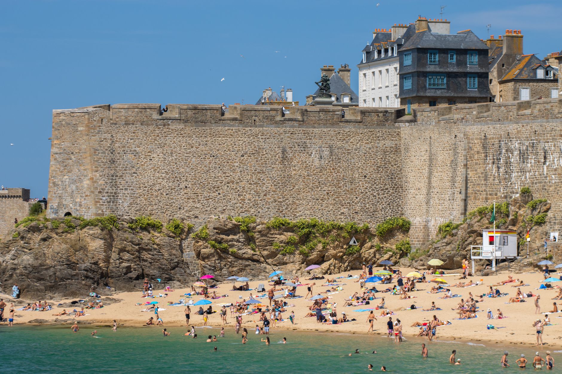 Où partir en vacances en — vacances en famille à la plage en Bretagne